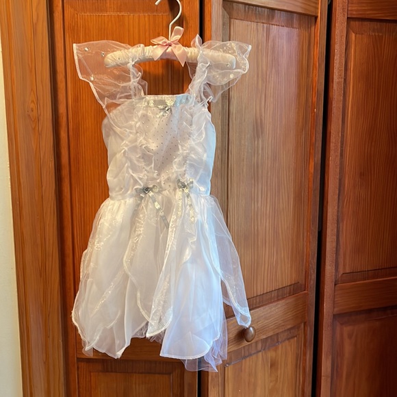 White Pixie Halloween 2 piece costume,used as Angel for Christmas pageant - Picture 3 of 12